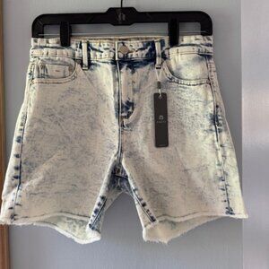 NWT Tractr | High Rise "Mom" Jean Shorts Light Acid Wash Cutoff Fray Hem 6/28